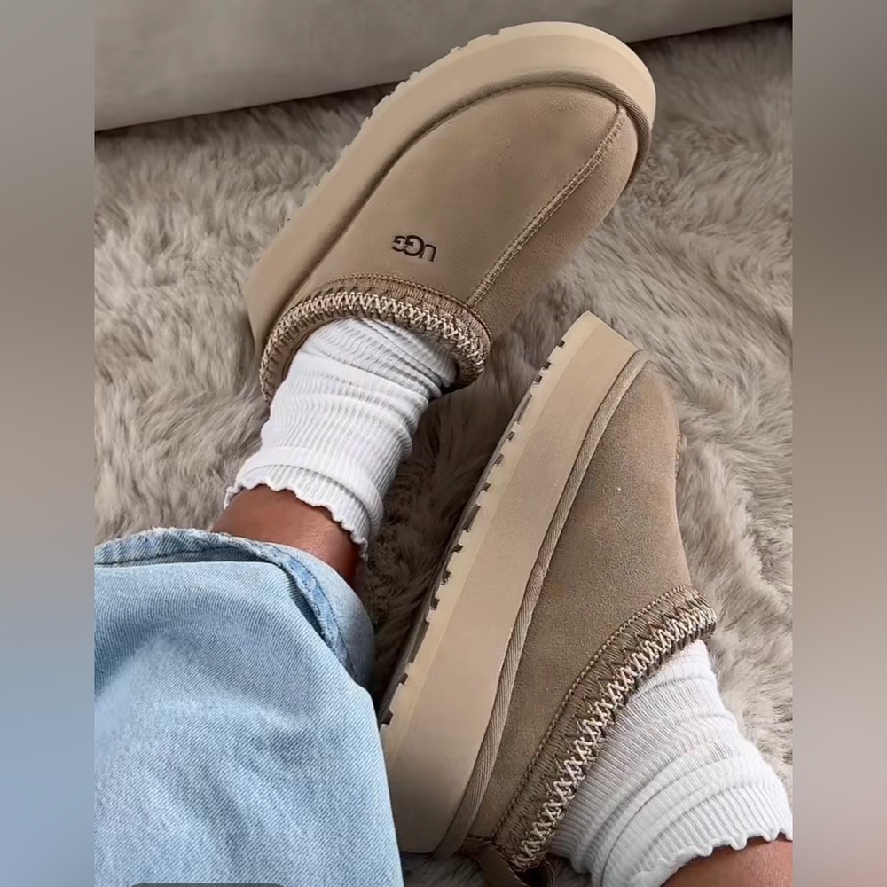 UGG Tazz mustard seed - NWT